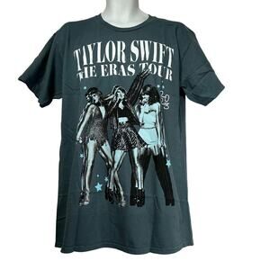 Taylor Swift "The Eras Tour" Tour T-Shirt 1989 World Tour Edition Sz L necklace